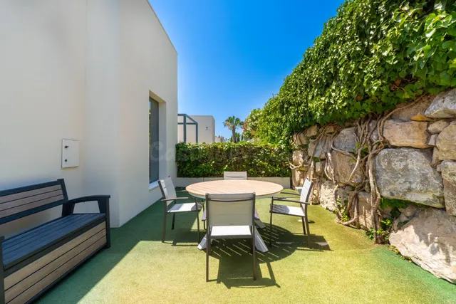 VILLA MODERNA CON PISCINA PRIVADA Y ESPECTACULAR SOLARIUM | CIUDAD QUESADA — 8