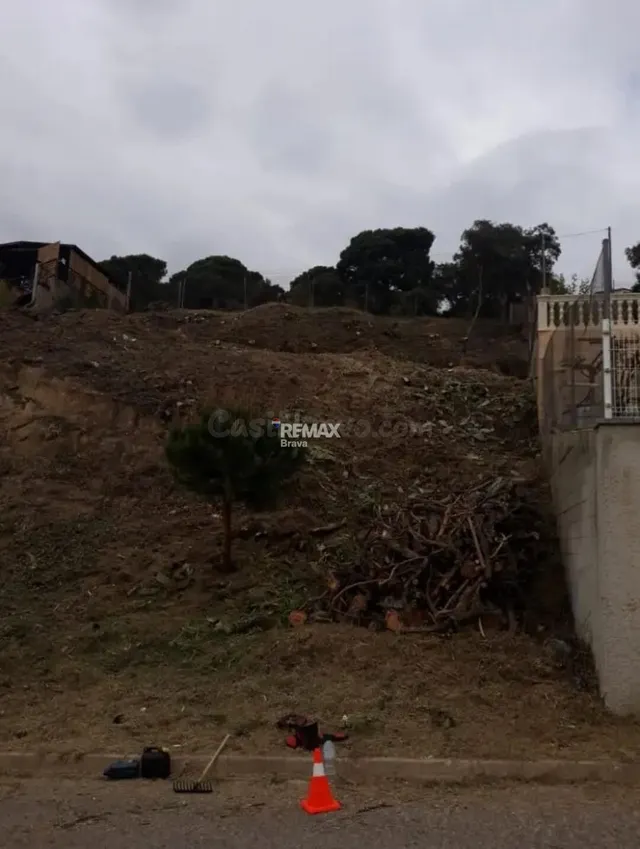 Lloret de Mar | Parcela urbanizable con doble acceso y vista - foto 5