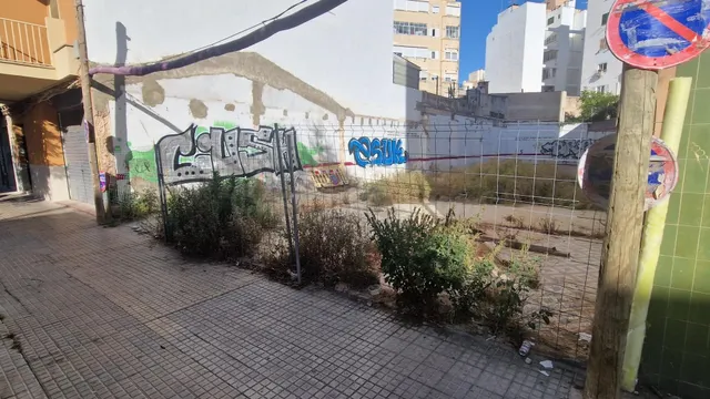 Solar Urbano con Proyecto