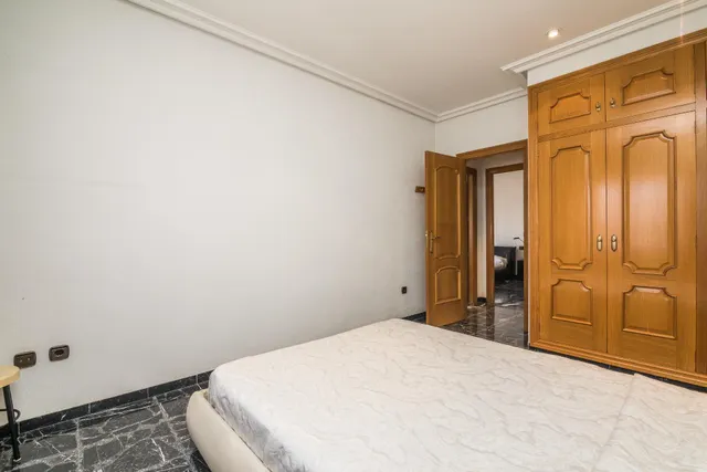 ESPECTACULAR CHALET EN ZONA CIUDAD JARDIN — 27