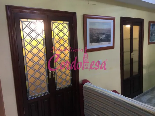 CASA INDEPENDIENTE EN EL CENTRO DE CORDOBA — 12