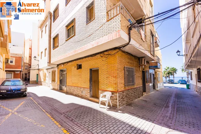 FANTÁSTICO PISO JUNTO A LA PLAYA - LA RÁBITA — 26