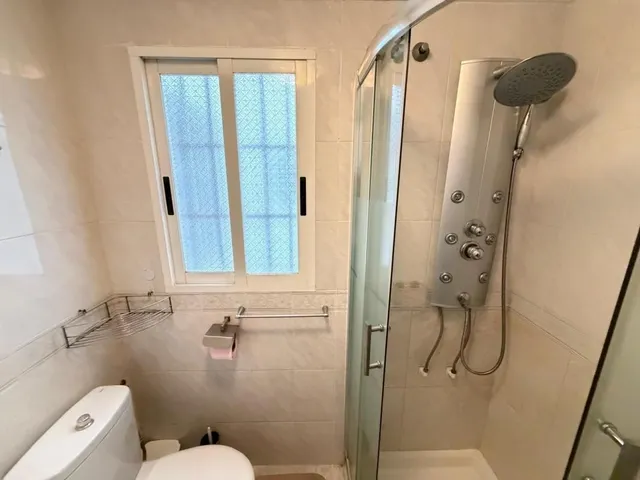 Apartamento 1 habitación 44m² en venta - Estacion de autobuses — 13
