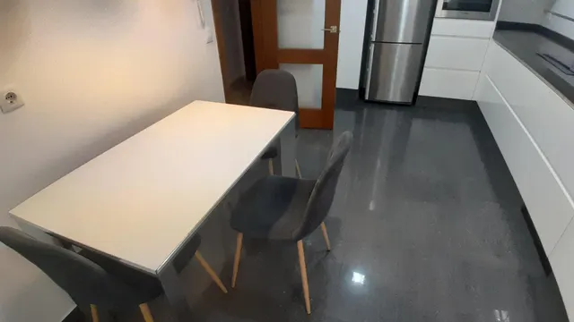 PISO MODERNO 4 habitaciones + 2 PLAZAS EN YECLA — 12