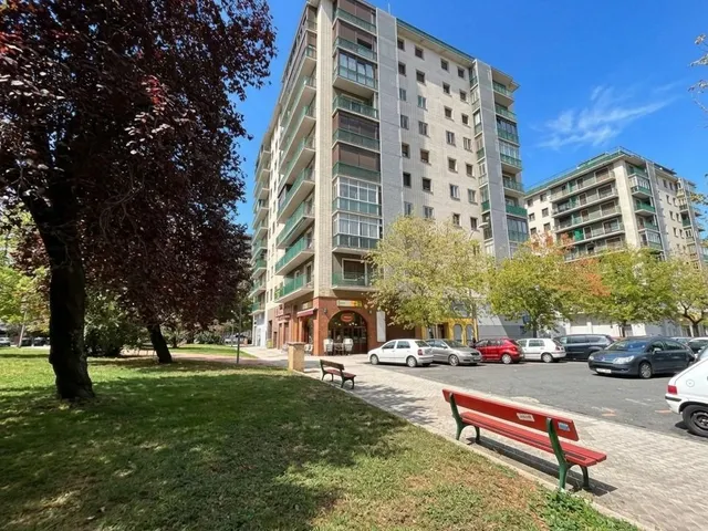 Piso amplio y luminoso con 3 habitaciones y grandes balcones en San Juan — 29