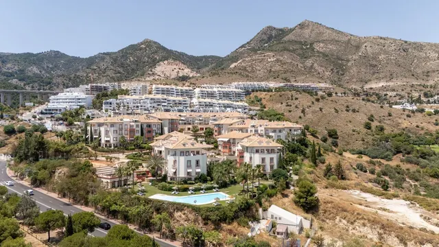 Apartamento 1 habitación 56m² en venta - Centro - foto 3