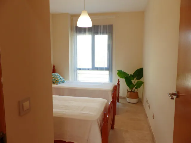 PISO EN COSTA BALLENA CON PISCINA, PADEL, GARAJE Y TRASTERO — 20