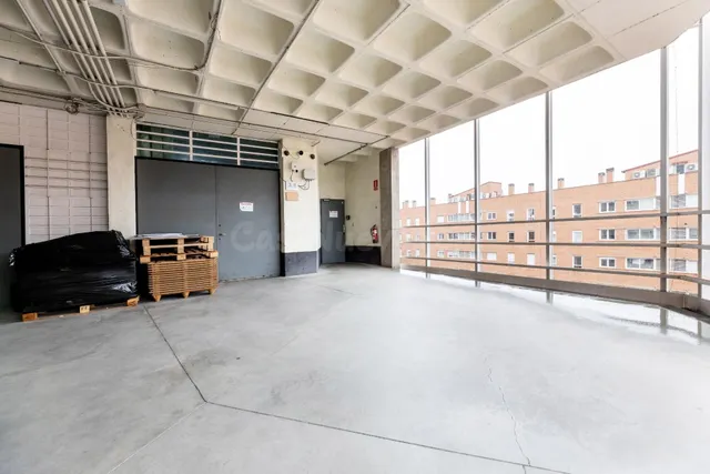 Oficina / almacén exterior en edificio exclusivo con garaje  - foto 2