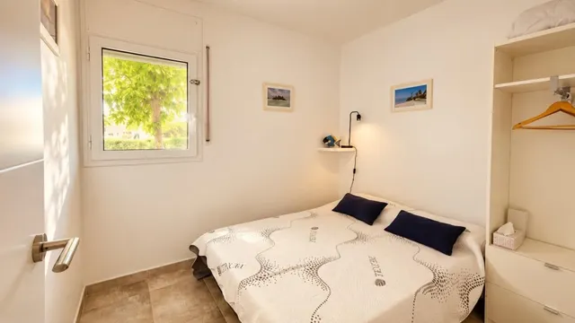 Casa de 3 dormitorios con amarre privado de 10 x 3,50 m, licencia turística y piscina comunitaria – Port Estrella, Santa Margarida, Roses — 13