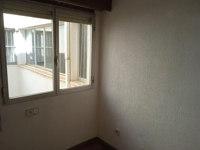Amplia vivienda de lujo junto al Puerto Deportivo y Paseo Marítimo — 38