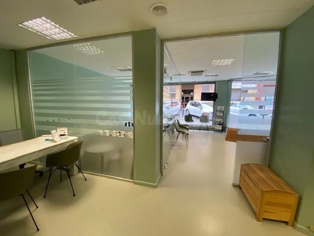 Oportunidad de Alquiler: Local Comercial en Lleida - Zona Pr - foto 4