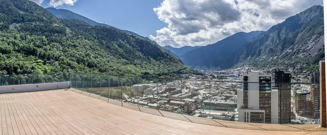 Exclusivo ático de 4 habitaciones en la planta 20 de Terrass - foto 3