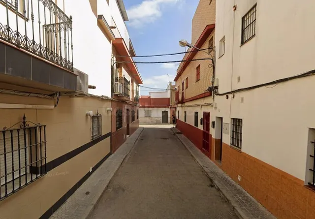 Adosado en Sevilla. Activo inmobiliario SIN POSESIÓN, NO SE 