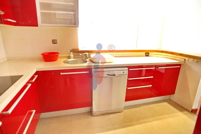 ESPACIOSA VIVIENDA EN EL CENTRO DE GUARDAMAR DEL SEGURA — 18