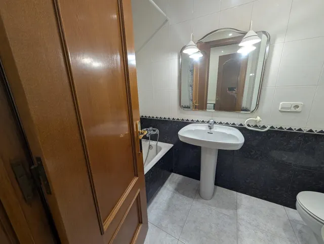 GRAN OPORTUNIDAD! piso en venta en Calle Nou — 8