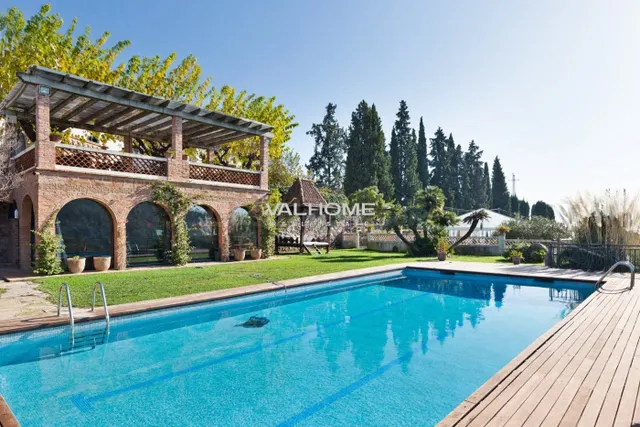 Villa modernista habilitada como hotel-boutique con 157 hect - foto 3