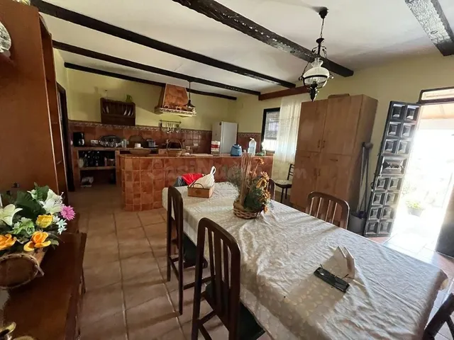 CHALET EN VENTA CTRA OLIVENZA-CHELES — 4