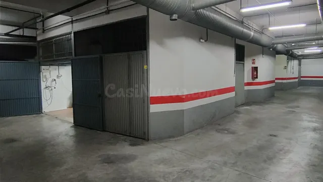 🚗 COCHERA A LA VENTA EN AVDA. DOCTOR OLÓRIZ, GRANADA 🔑 - foto 3
