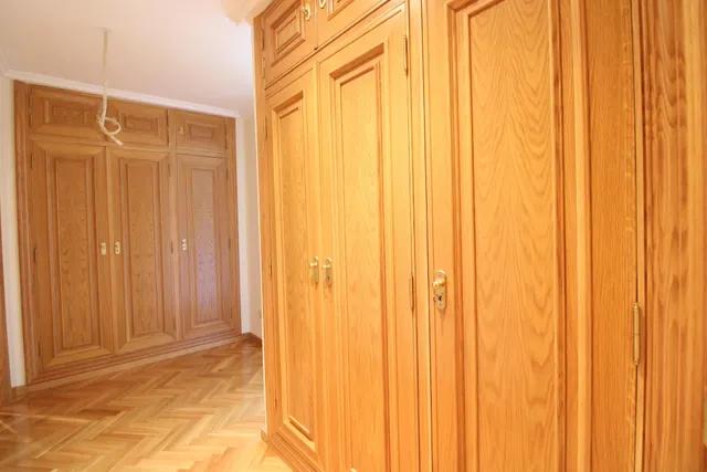 EXCLUSIVA VIVIENDA DE CASI 200M2, REFORMADA A ESTRENAR Y A POCOS PASOS DEL CAUCE DEL TURIA — 47