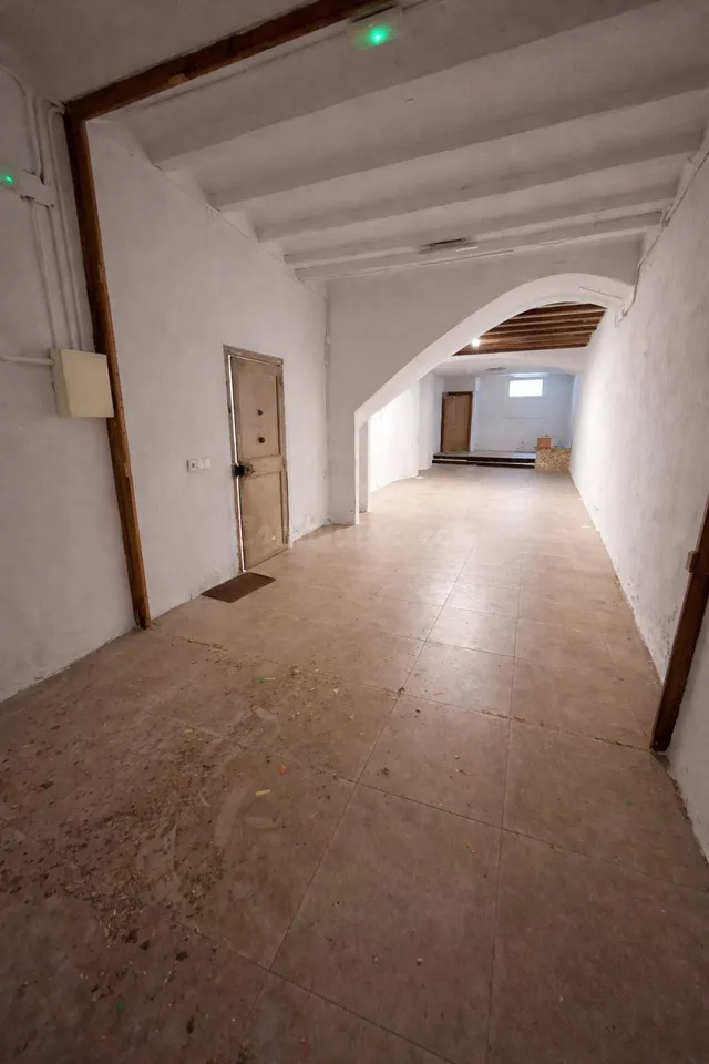Local comercial en alquiler en ubicación privilegiada junto 