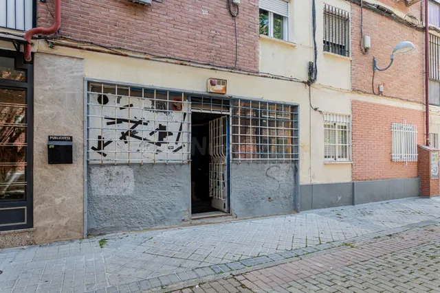Local comercial 1 habitación 43m² en venta - Barrio del Pilar — 2