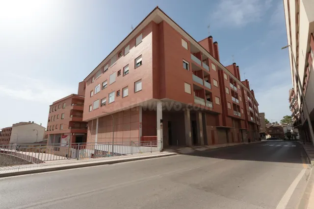 ESPECTACULAR PISO CON TERRAZA, GARAJE Y TRASTERO EN FUENTE Á - foto 3