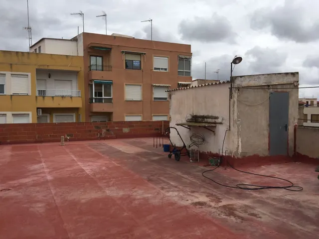 Taller automocion con mas de 20 anos. se vende con licencia o sin licencia. — 10