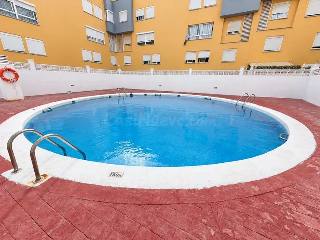 Dúplex de 3 habitaciones con gran terraza, piscina y aparcam - foto 4