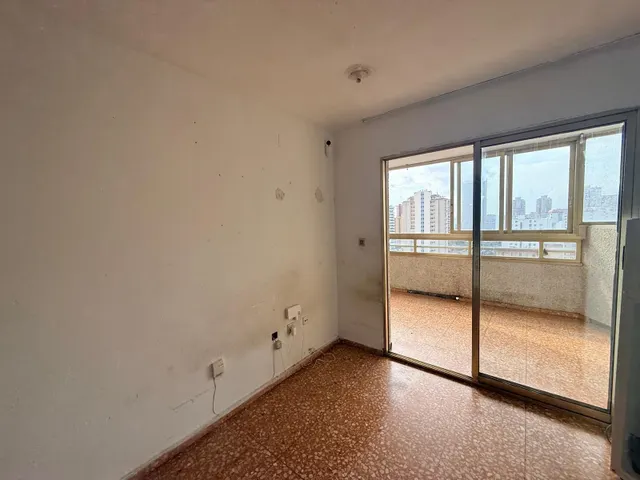 APARTAMENTO EN PUEBLO LEVANTE — 8