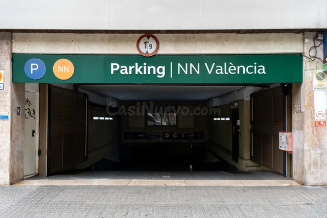 Parking de moto 2m² en alquiler - Eixample — 2
