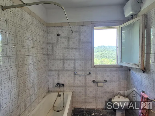 Casa unifamiliar con jardín y gran potencial en Vallvidrera — 24