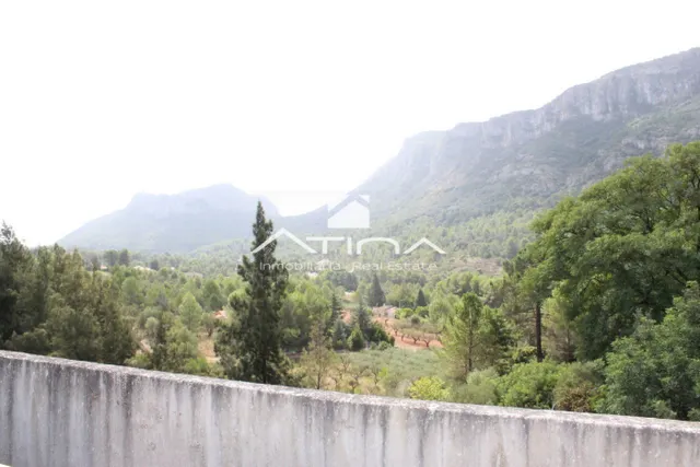 Chalet todeado de naturaleza y vistas abiertas a la Montaña situado en La Drova — 33