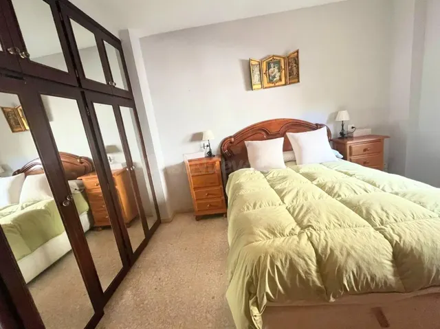 ¡Gran oportunidad a solo 5 minutos a pie del Puerto Deportiv - foto 5