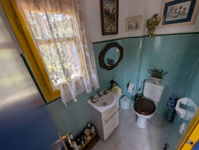 INCREIBLE CASA FAMILIAR CON SOLERA — 40