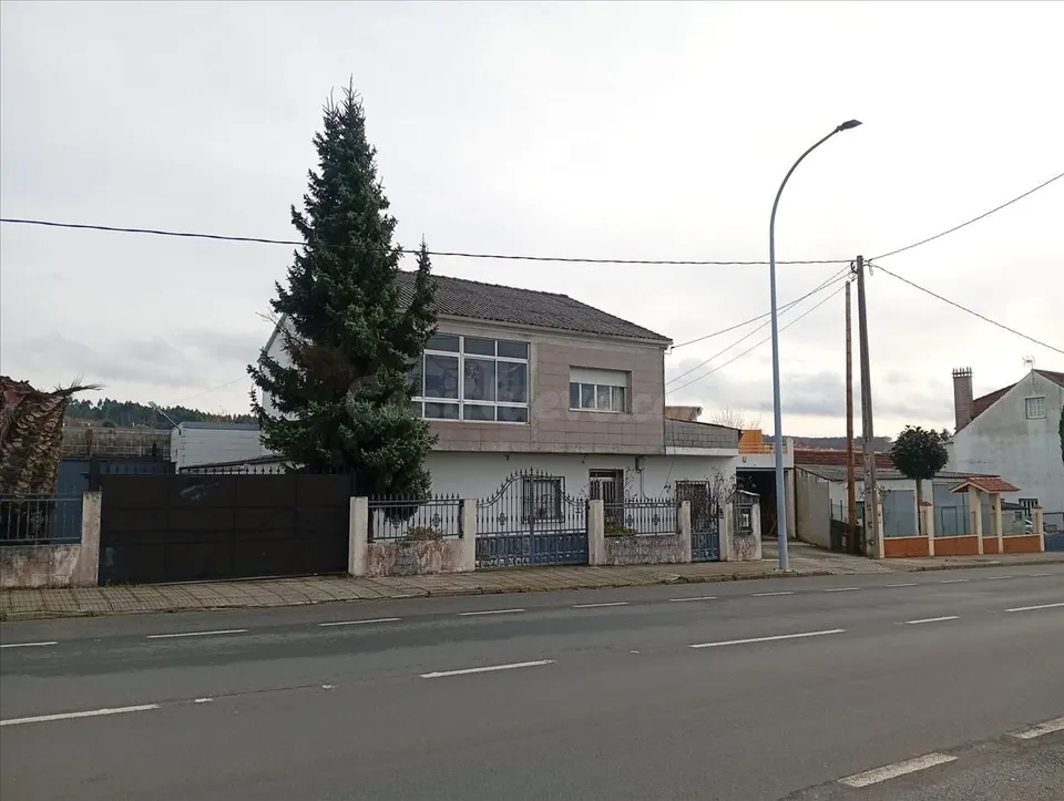 Casa 3 habitaciones 81m² en venta - Lalin
