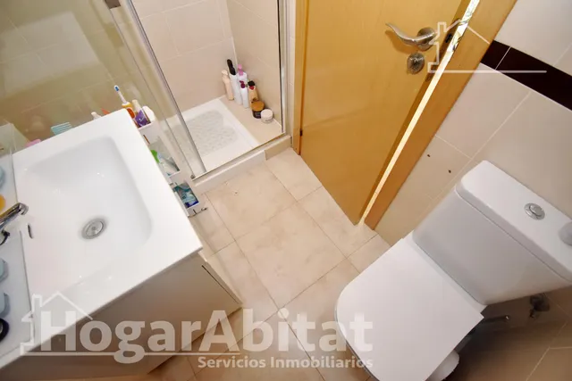 ¡Vistas al mar! Amplio, esquinero y alto en residencial con piscina, garaje y terraza — 34