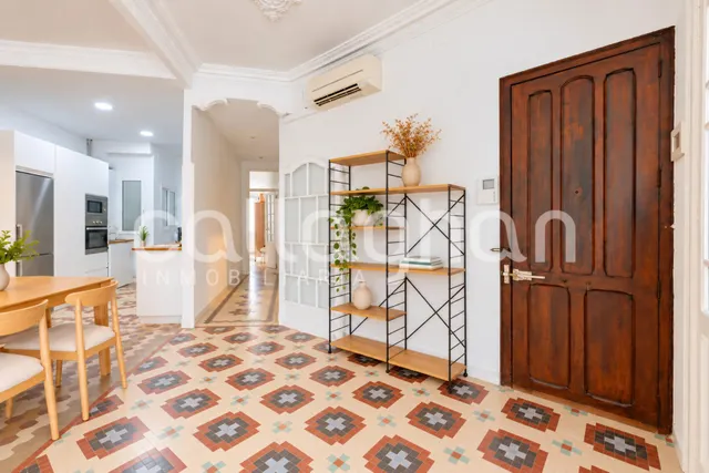 Tu vivienda en ruzafa: encanto modernista y luminosidad — 19