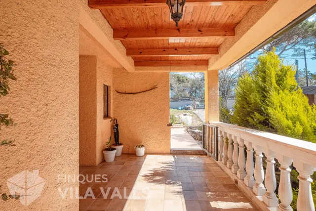 Casa independiente con gran parcela en Sant Quirze Safaja — 38
