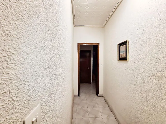 TRASPASO Y VENTA POR JUBILACIÓN CON VIVIENDA INCLUIDA — 27
