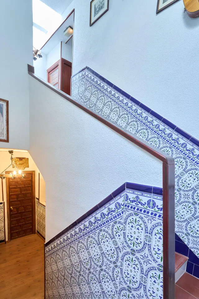 Edificio hotelero en venta en Calle Calleja — 19
