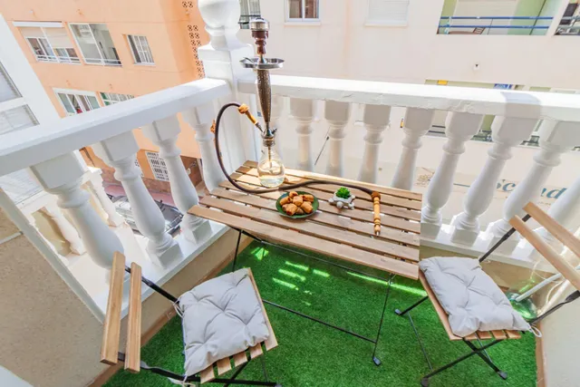 Apartamento elegantemente reformado, céntrico y espacioso. Balcón con orientación oeste ¡y a solo 550 m de Playa del Cura! — 8