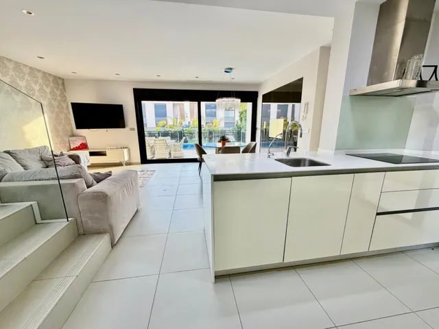 Villa 3 habitaciones 125m² en venta - Centro de la Ciudad Quesada — 10