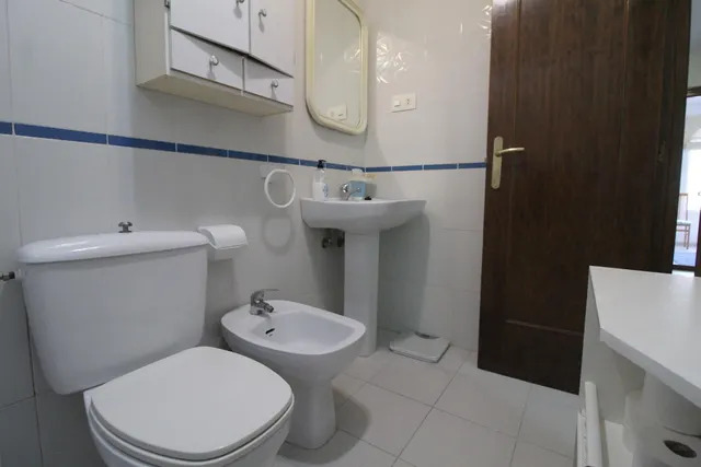Estudio en residencial con piscina — 13