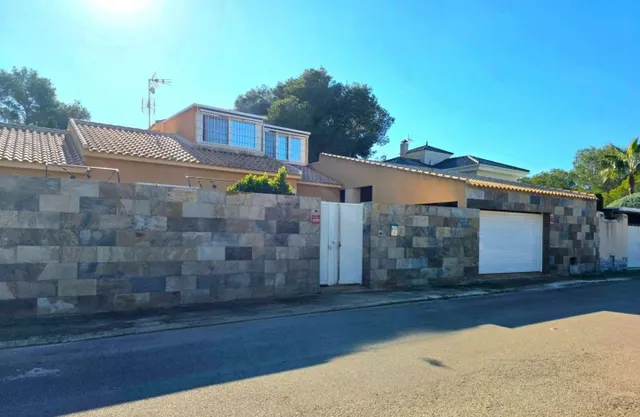Casa 5 habitaciones 179m² en venta - Altos de Campoamor — 48