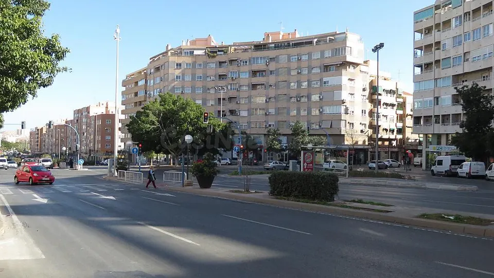 Local comercial 1 habitación 89m² en venta - Alicante-Alacant