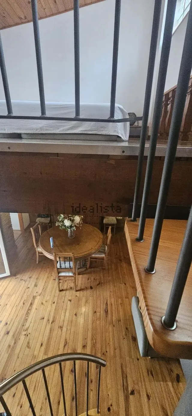 Estudio 1 habitación 80m² en alquiler - La Roqueta — 24