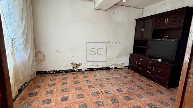 Casa adosada, para reformar en Neda. — 10