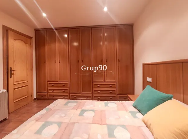 ESPECTACULAR CASA CON PISCINA, BARBACOA  EN PARCELA DE MÁS DE 20.000M2 — 50