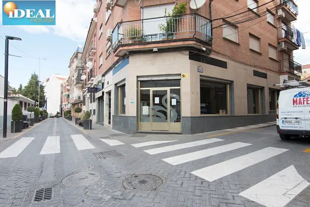 A5895V5. Puede ser el mejor LOCAL de MARACENA. www.idealhouse.es — 8
