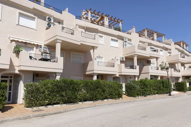 Ático 4 habitaciones 224m² en venta - Costa del Sol — 49